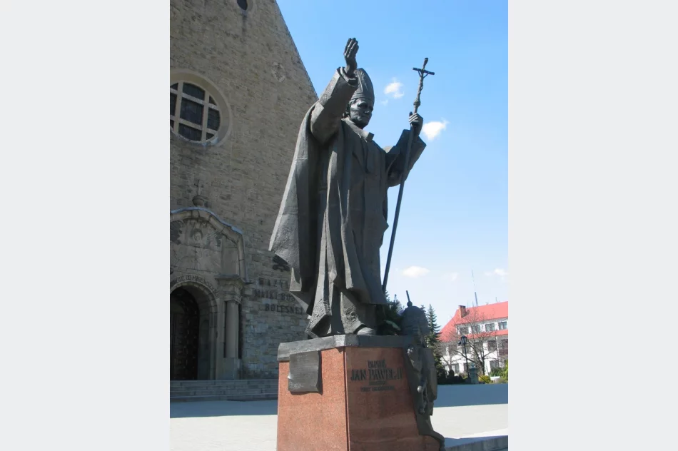 100-lecie poświęcenia Limanowskiego Kościoła Bazyliki Mniejszej pw. Matki Boskiej Bolesnej 28 października 2018 r. godz. 12.00 - zdjęcie 2