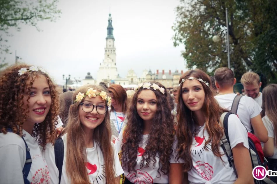 Ponad 7 tys. pielgrzymów dotarło w sobotę na Jasną Górę (wideo) - zdjęcie 3