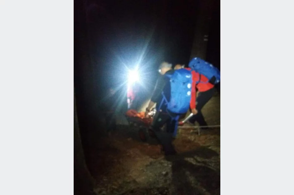 Nocna akcja ratownicza na Luboniu Wielkim - zdjęcie 2