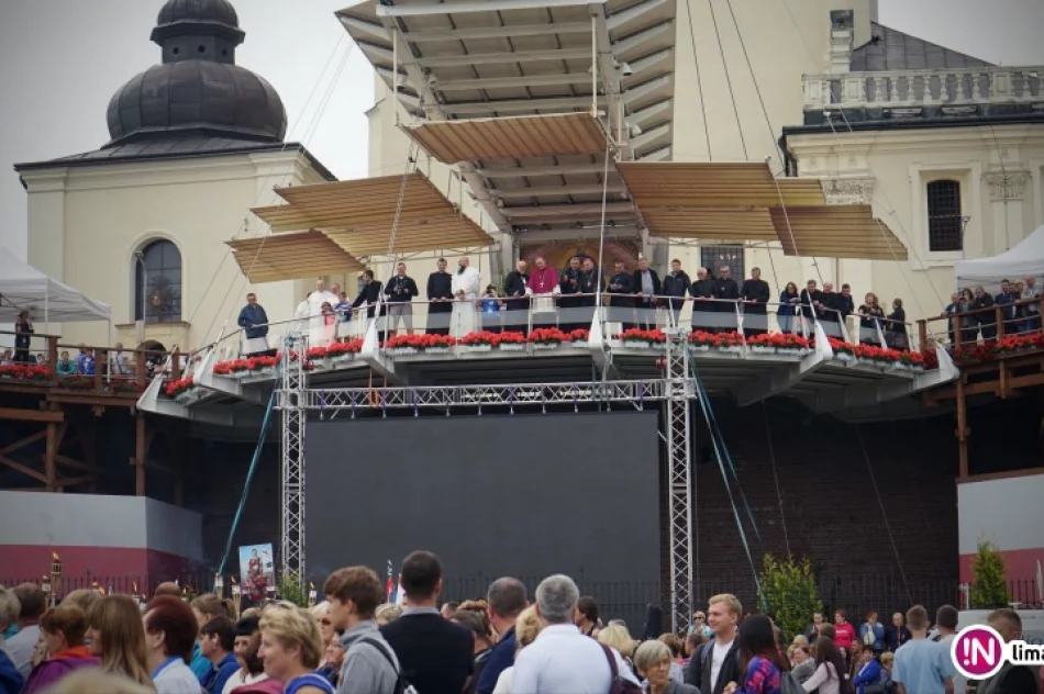 Ponad 7 tys. pielgrzymów dotarło w sobotę na Jasną Górę (wideo) - zdjęcie 4