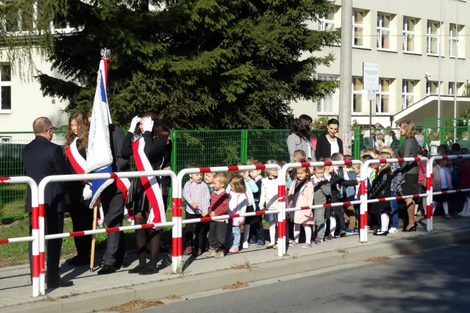 Święto Patrona Szkoły i Dzień Edukacji Narodowej - zdjęcie 3