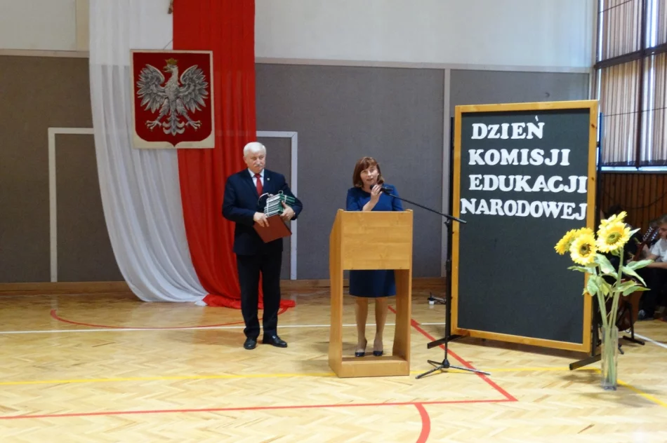 Święto Patrona Szkoły i Dzień Edukacji Narodowej - zdjęcie 11