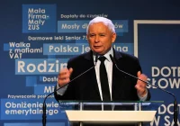Jarosław Kaczyński o wyborach samorządowych goszcząc w regionie. W Nowym Sączu nazwano go "dyktatorem" - zdjęcie główne