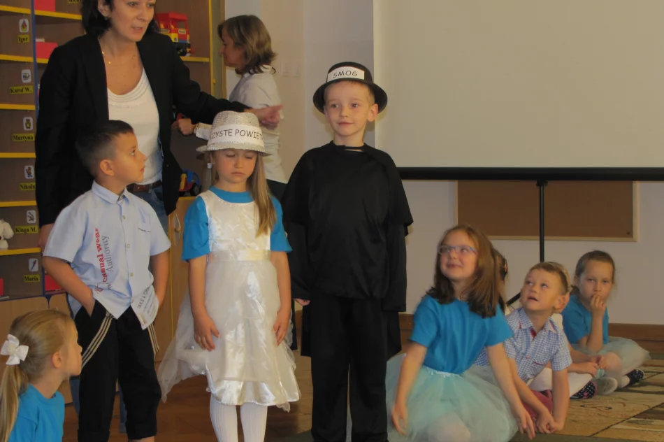 PRZEKAZANIE OCZYSZCZACZY POWIETRZA W MIEJSKICH PLACÓWKACH PRZEDSZKOLNYCH. - zdjęcie 3