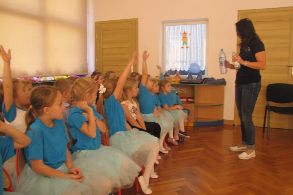 PRZEKAZANIE OCZYSZCZACZY POWIETRZA W MIEJSKICH PLACÓWKACH PRZEDSZKOLNYCH. - zdjęcie 8