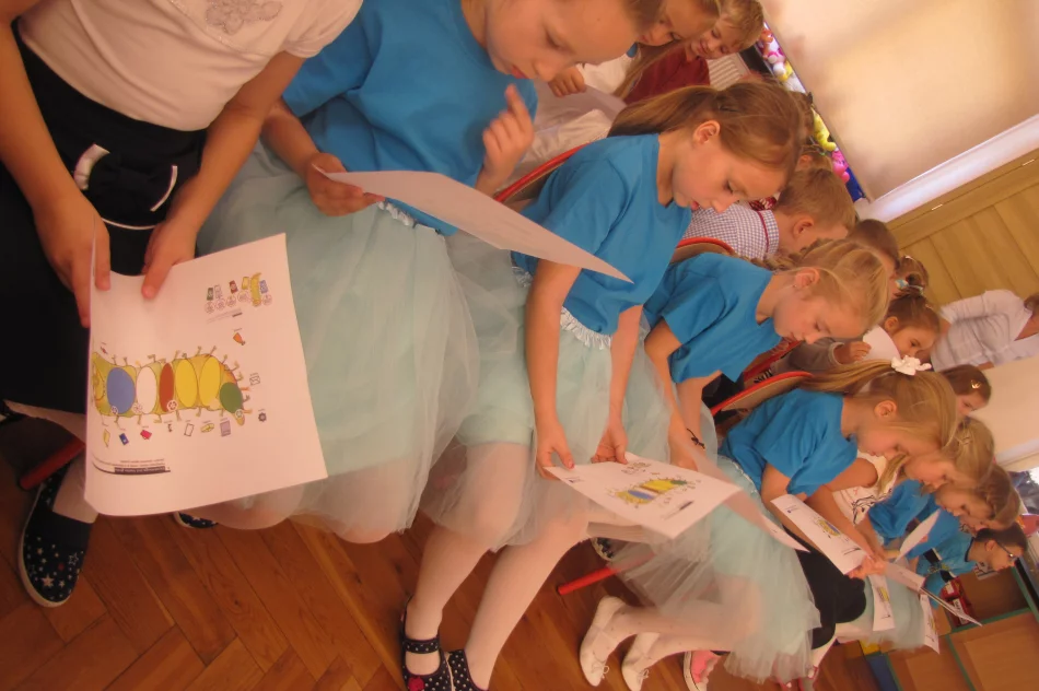 PRZEKAZANIE OCZYSZCZACZY POWIETRZA W MIEJSKICH PLACÓWKACH PRZEDSZKOLNYCH. - zdjęcie 9