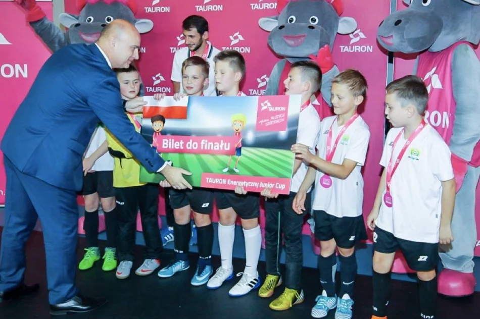 Orliki LKS Mordarka w finale Turnieju Tauron Energetyczny Junior Cup! - zdjęcie 2