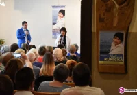 To było piękne spotkanie. Znana piosenkarka gościła w mieście - zdjęcie główne