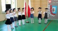 Pierwszoklasiści ślubowali w Siekierczynie nr 1 - zdjęcie 2