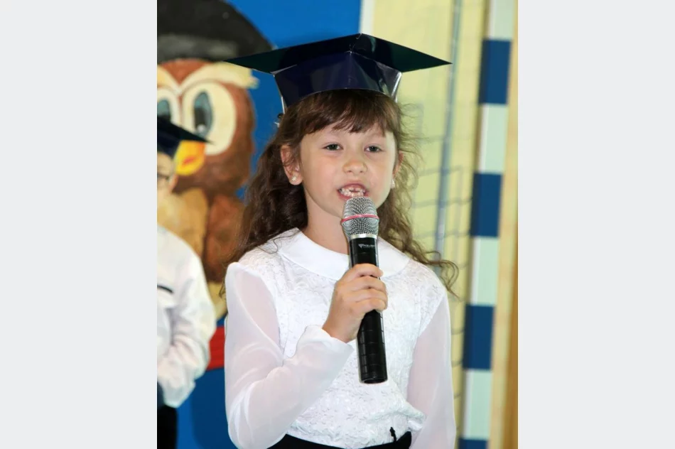 Pierwszoklasiści ślubowali w Siekierczynie nr 1 - zdjęcie 9