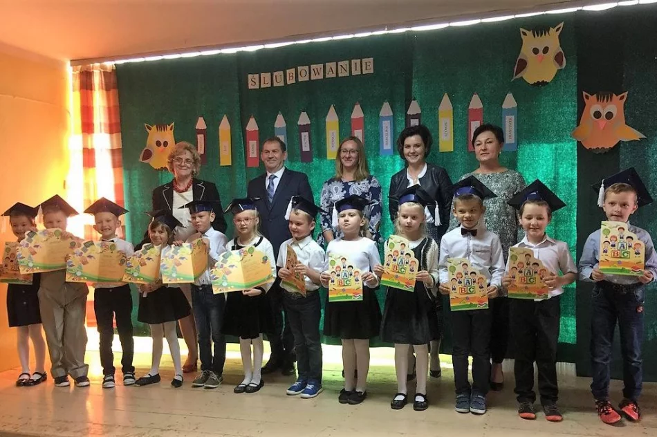 Pasowanie na uczniów w Szkole Podstawowej w Kaninie - zdjęcie 9