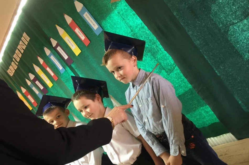 Pasowanie na uczniów w Szkole Podstawowej w Kaninie - zdjęcie 17