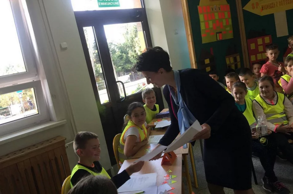 Konkurs wiedzy o bezpieczeństwie w ruchu drogowym w SP Mordarka - zdjęcie 5