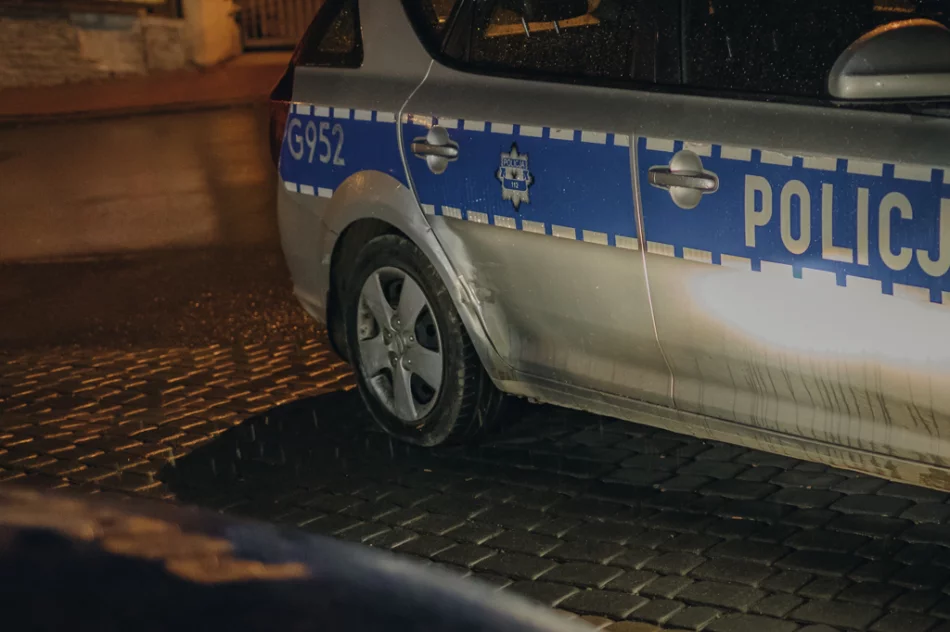 Weekendowe zdarzenia na Limanowszczyźnie - kolizja z radiowozem - zdjęcie 4