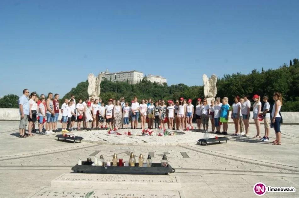 Pielgrzymka z lekcją patriotyzmu - zdjęcie 4