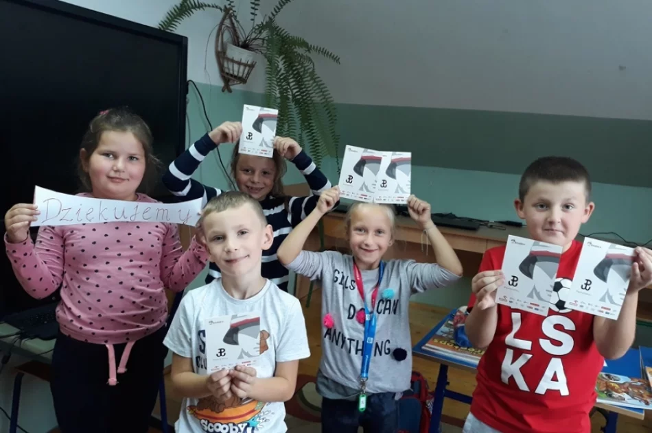 Uczniowie pamiętają i pomagają - zdjęcie 3