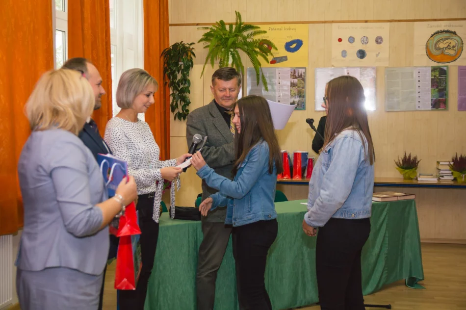 Miasto wsparło Konkurs Recytatorski „JAN PAWEŁ II JAKO ARTYSTA” - zdjęcie 12