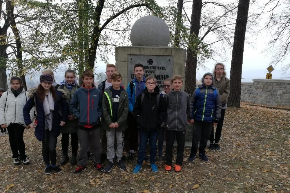 Uczniowie Szkoły Podstawowej nr 1 w Męcinie "na bitewnym szlaku Józefa Piłsudskiego" - zdjęcie 2