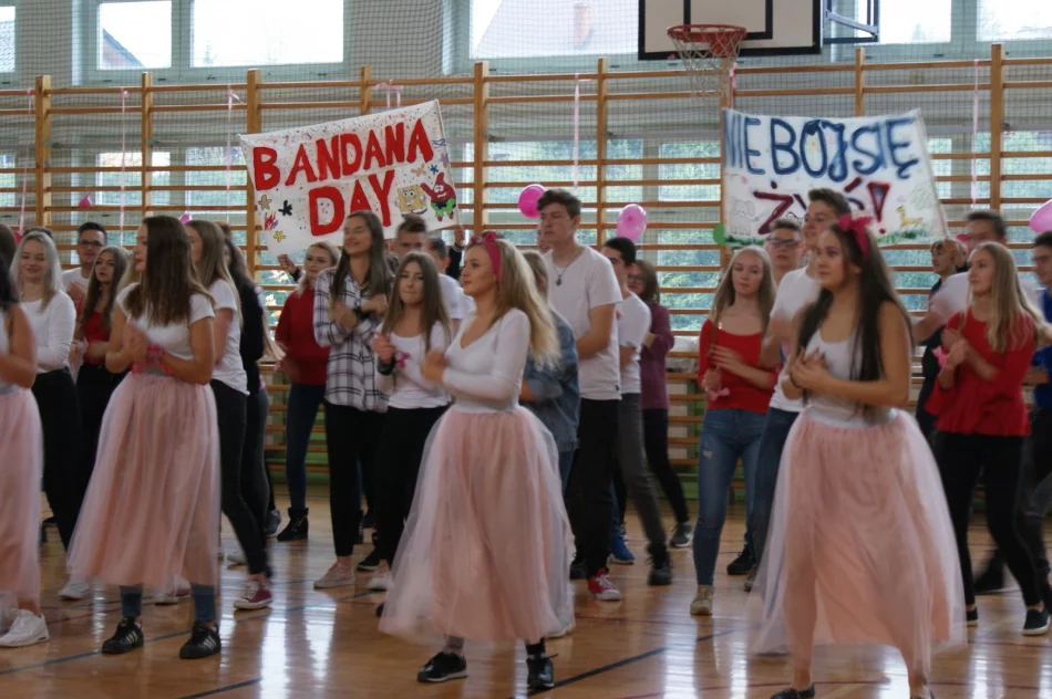 Bandana Day w ZSTI, czyli solidarni z chorymi - zdjęcie 7