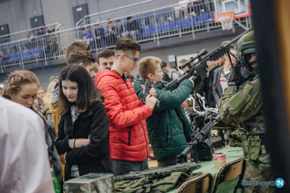 Doroczne Święto Zawodów przyciągnęło ponad 1200 uczniów - zdjęcie 16