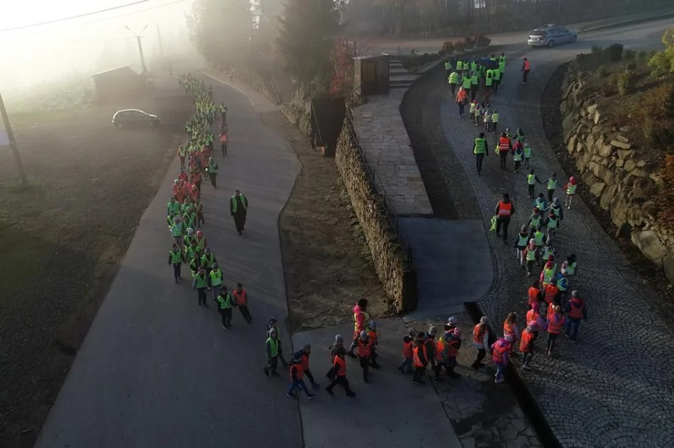 Niezwykłe podsumowanie akcji "Odblaskowa Szkoła" w Pasierbcu - zdjęcie 4