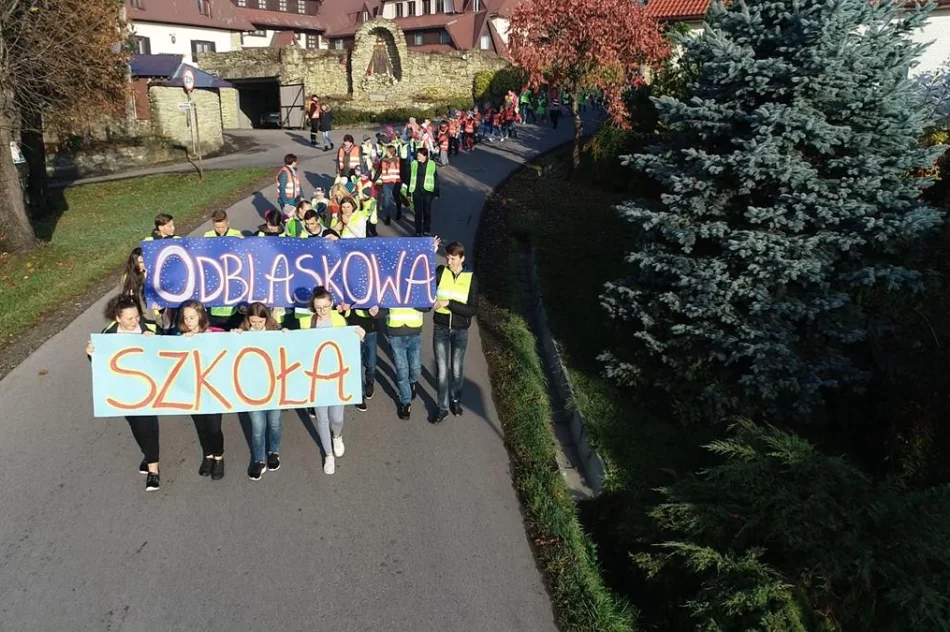 Niezwykłe podsumowanie akcji "Odblaskowa Szkoła" w Pasierbcu - zdjęcie 13