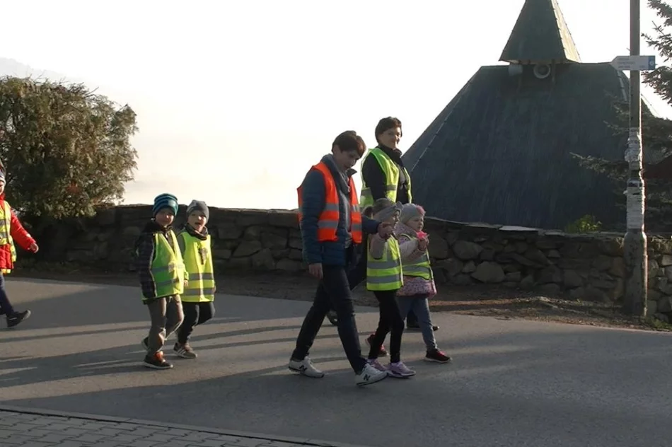 Niezwykłe podsumowanie akcji "Odblaskowa Szkoła" w Pasierbcu - zdjęcie 17