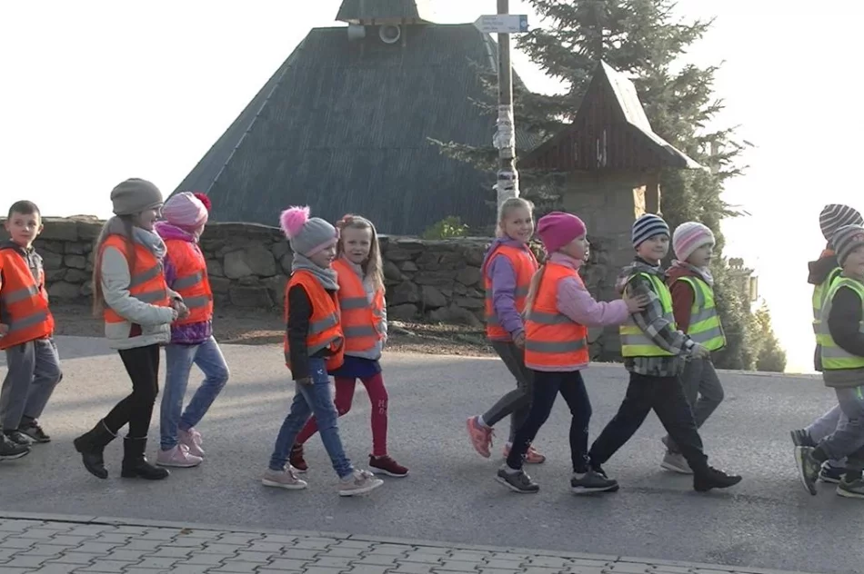 Niezwykłe podsumowanie akcji "Odblaskowa Szkoła" w Pasierbcu - zdjęcie 19