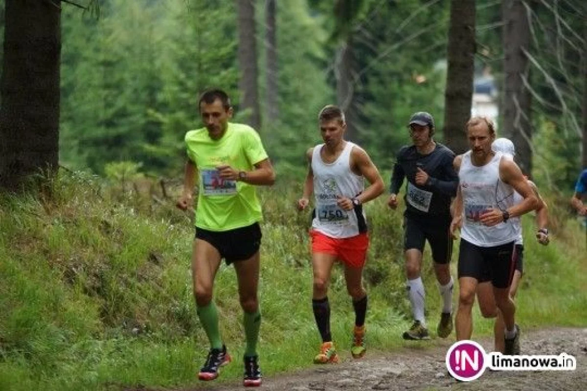 Utrzymuje się na szczycie górskich wyzwań