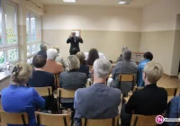 Autor książki opowiadał seniorom o krioterapii - zdjęcie główne