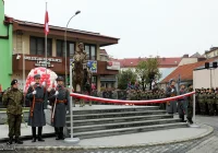 POMNIK KOMENDANTA JÓZEFA PIŁSUDSKIEGO ODSŁONIĘTY - zdjęcie główne