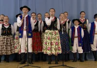 Z pieśnią na ustach… - sukces „Małych Męcinian” na XVI Małopolskim Przeglądzie Pieśni Patriotycznej  - zdjęcie główne