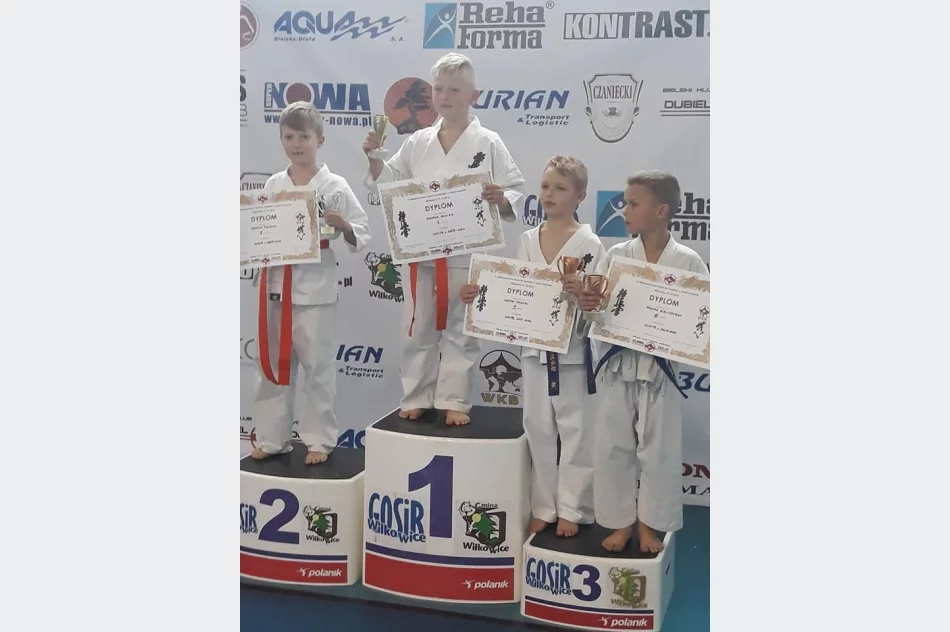 21 medali – 3 miejsce drużynowo dla Goliński Team na IV Międzynarodowym Grand Prix Beskidów w Wilkowicach - zdjęcie 2