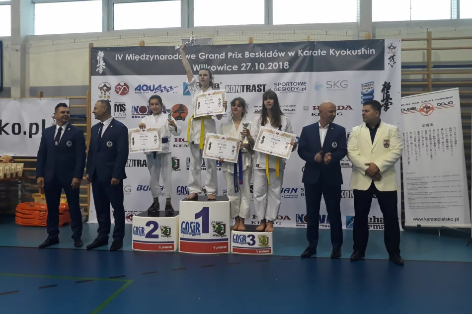 21 medali – 3 miejsce drużynowo dla Goliński Team na IV Międzynarodowym Grand Prix Beskidów w Wilkowicach - zdjęcie 5
