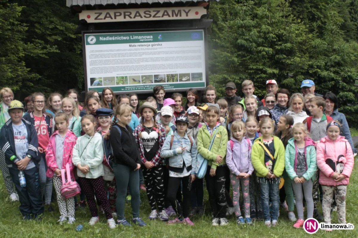 Aktywne rozpoczęcie wakacji czytelników gminnych bibliotek