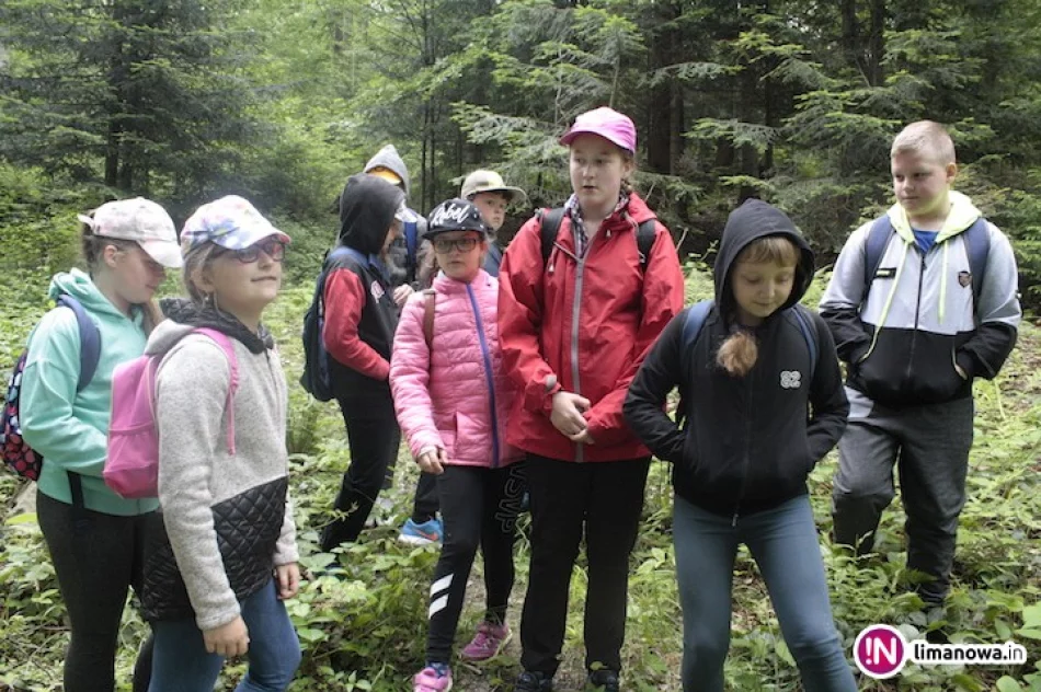 Aktywne rozpoczęcie wakacji czytelników gminnych bibliotek - zdjęcie 3