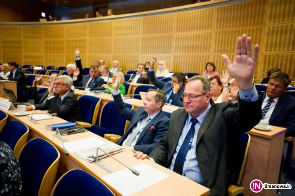 15 radnych przeciwko udzieleniu absolutorium dla zarządu - zdjęcie 4