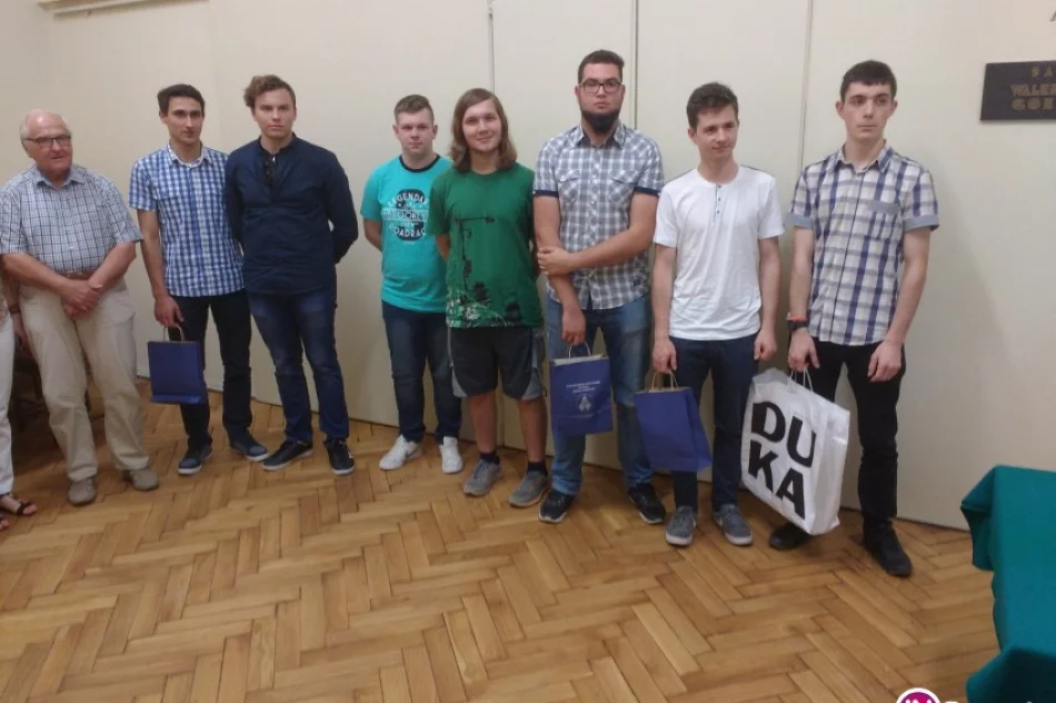 Kolejne sukcesy młodych informatyków ZSTiO - zdjęcie 3