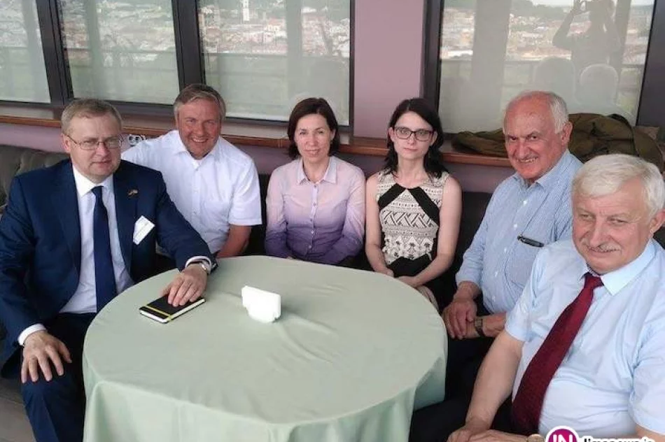 Rozmawiali o międzynarodowej współpracy miast partnerskich - zdjęcie 3