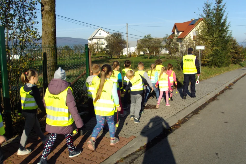 Wszystkie dzieci otrzymały kamizelki - zdjęcie 2