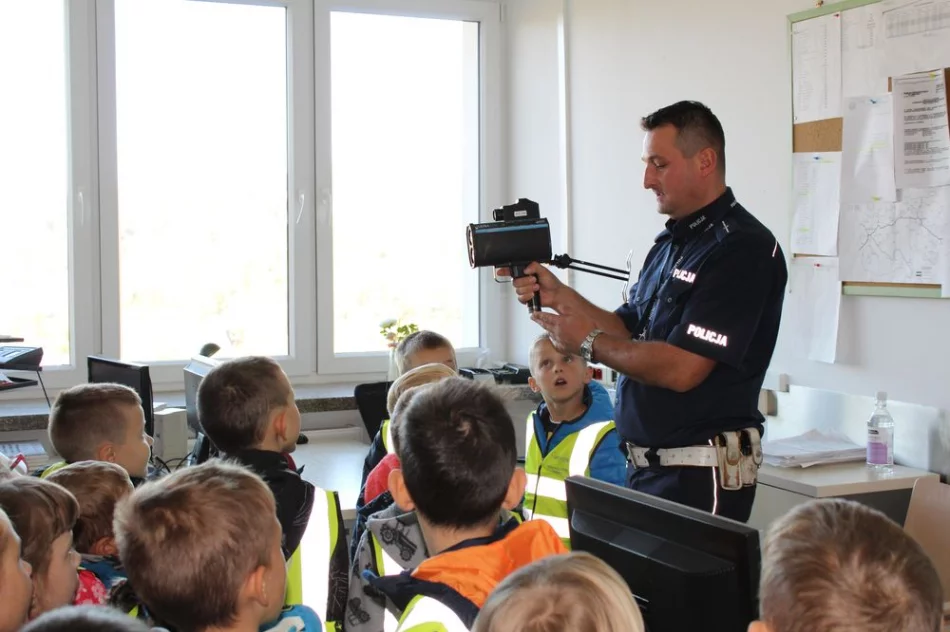 „Odblaskowa Szkoła”  w Szkole Podstawowej w Pasierbcu – podsumowanie działań - zdjęcie 11