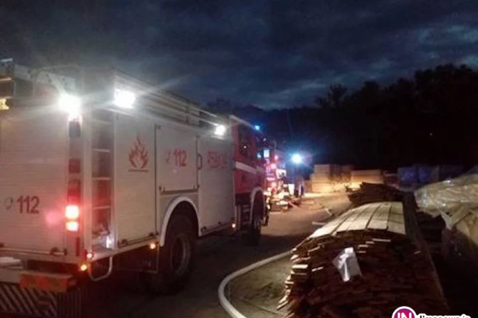 Ponad milion złotych strat po pożarze w tartaku - zdjęcie 2