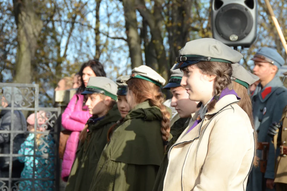 Rekordowy VIII Niepodległościowy Złaz Turystów na Jabłońcu - zdjęcie 7