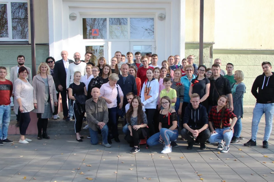 Zespół „Kijom Worci” z wizytą u Polaków na Litwie  - zdjęcie 11