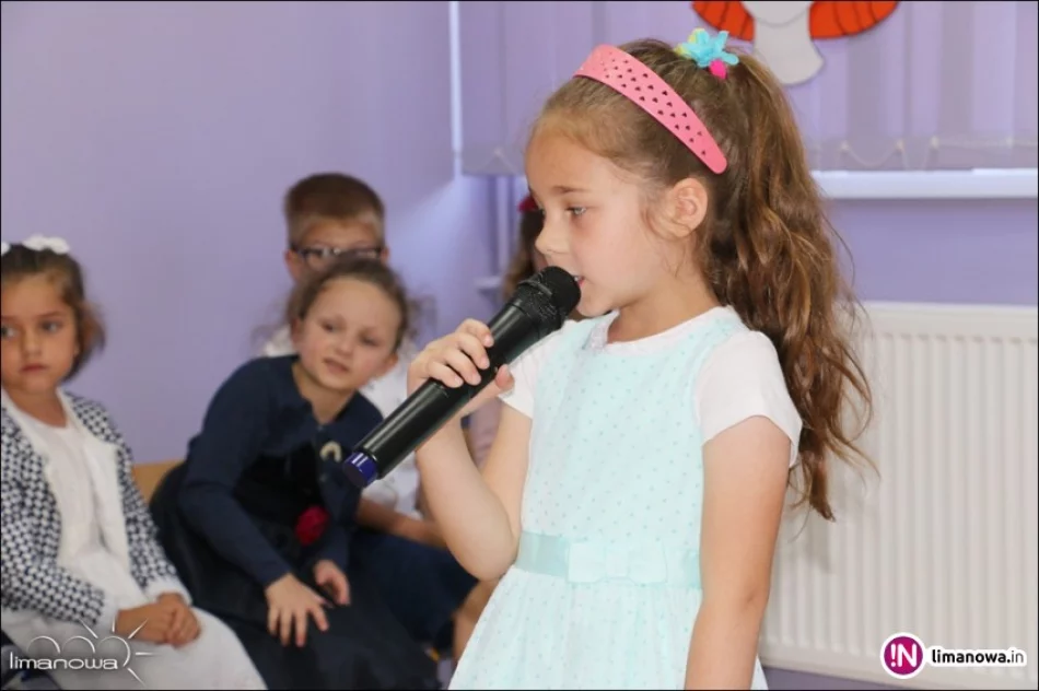 Dzieci pochwaliły się recytatorskim talentem - zdjęcie 4