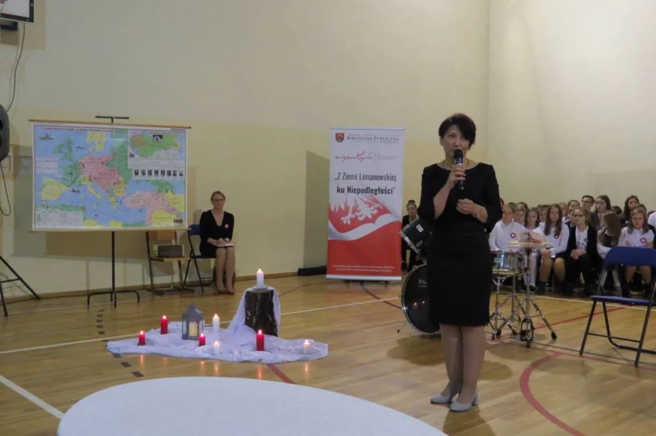 Wieczornica patriotyczna w Szkole Podstawowej nr 1 w Starej Wsi - zdjęcie 6