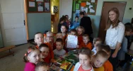 Akcja „kredkobrania” – 100 uśmiechów na stulecie - zdjęcie 2