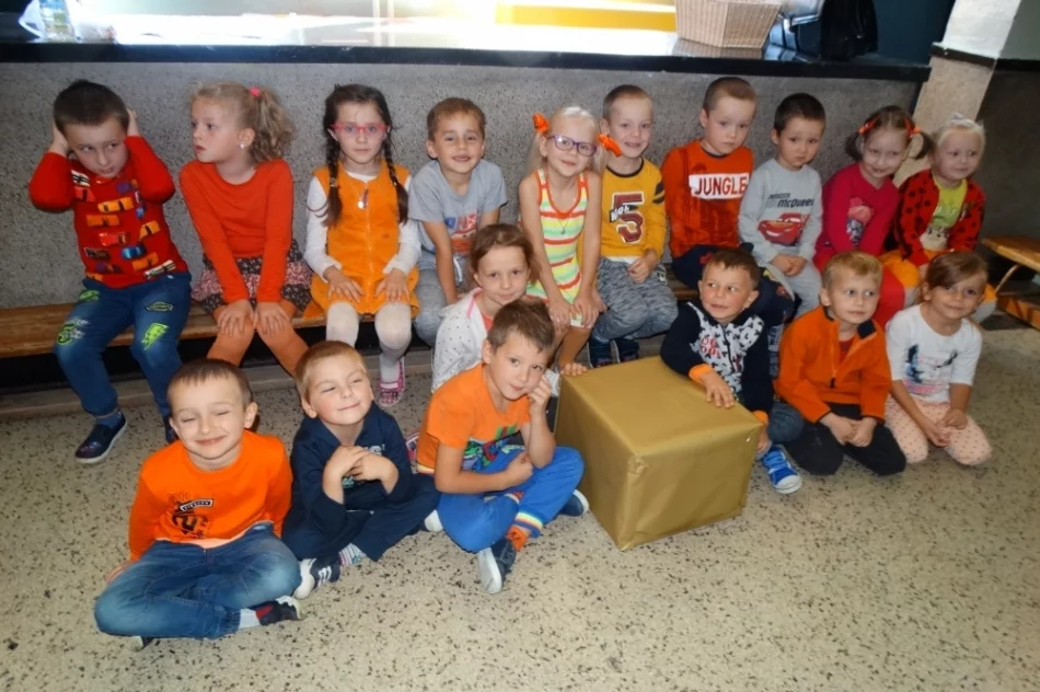 Akcja „kredkobrania” – 100 uśmiechów na stulecie - zdjęcie 4