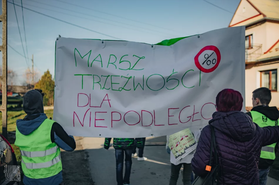 Marsz trzeźwości dla Niepodległości - zdjęcie 6