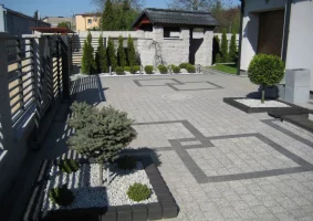 Uslugi brukarskie ogrodzenia kostka brukowa granit prace ziemne - Zdjęcie główne